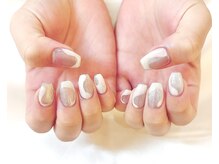 アイリスネイル(Airis nail)/90分アートやり放題　¥9,800