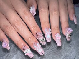 ガーリーピンクグラデネイル