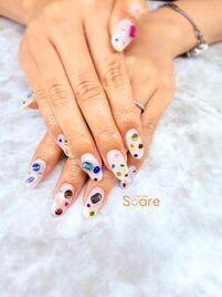 宝石ネイル