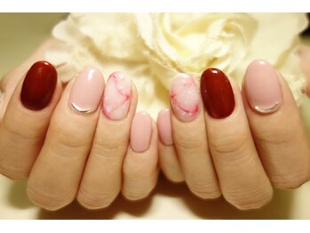 ムース(Mousse.)の写真/【完全個室の贅沢】リピーター多数の実力派サロンが復活。自分だけの極上空間で理想を叶える大人ネイルを*