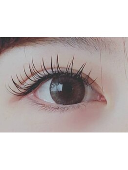 ナチュラル上品な目元にしたい