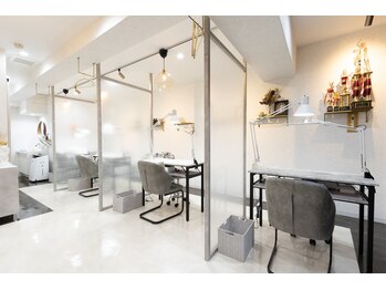 ビオトーププラス 浦和店(bio tope +)/半個室のおしゃれな店内 浦和