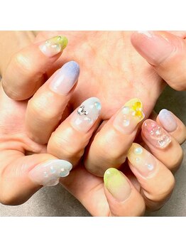 ラキネイル(LAKI Nail)/キャラクターデザインネイル
