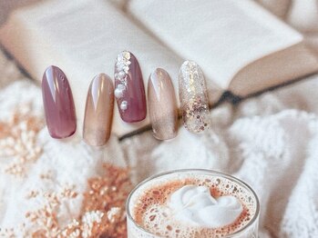 カノア(KANOA)の写真/【シンプルでもトレンドをおさえた大人可愛い指先に★】上品で可愛らしい指先に、周りからの好感度UP！