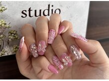 イズモン ネイルスタジオ(izmon nail studio)/定額デザイン plus+