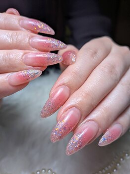 セレンディピティ(Serendipity)の写真/オフィスからイベントまで対応可能なシンプルネイルを☆肌に溶け込む絶妙ちゅるんカラーやマグネットも好評