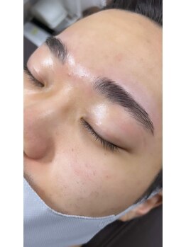 ナチュレ 札幌琴似店(NATURE)/メンズハリウッドブロウリフト