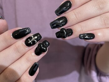 ハチイチイチサン(8113)/ブラックネイル　