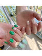 ジェイエヌ バイ ネオリーブ(J/N by neolive)/ワンカラーアシメネイル￥6550