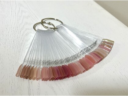 nail salon nuna【ヌナ】フィルイン | ワンカラー | マグネットネイルの写真