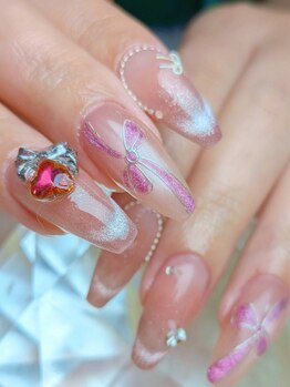 セレンディピティ(Serendipity)の写真/【爪に優しいフィルイン取扱店】持ち込みデザインOK♪季節に人気のデザインを☆マグやホロのキラキラも◎