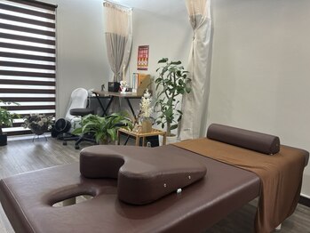 ヒカリノ接骨院 整体院 西岐阜/【うつ伏せが苦しい方にも◎】