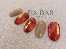 フィックスバー(FIX BAR)/派手すぎない赤ネイル