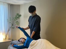 エクラ 横浜(ECLAT)の雰囲気（デスクワーカーさんに肩周りのほぐしやストレッチもオススメ）