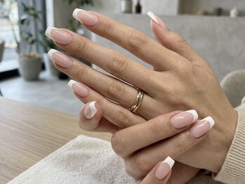 ネイルソファ イコマ(NAIL SOFA 生駒)/
