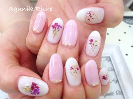 【押し花ネイル】