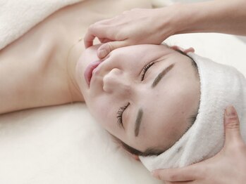 ヘラ クリニカルラボ(HERA)/セレクト肌管理