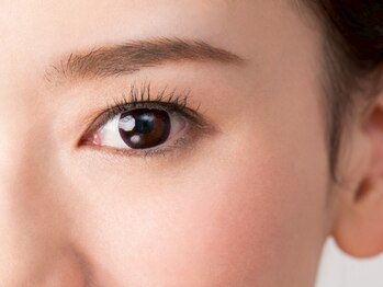 リコアイラッシュ(Lico eyelash)の写真/【根元から立ち上げ自まつ毛美人】お目元に合わせてパーマorラッシュリフトのデザインをご提案いたします♪