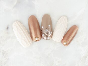 ラウミー(Laumi)/ニットネイル