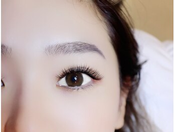 アイラッシュクロエ(Eyelash CHROE)の写真/【平日がお得＋予約も取りやすい】今まで気になっていたメニューに挑戦！初めての方も安心♪