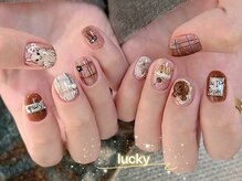 ラッキー(Lucky)/韓国風ネイル