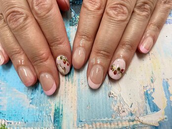 ネイル サロン ヴェレッド(Nail Salon VERED)/苺と猫