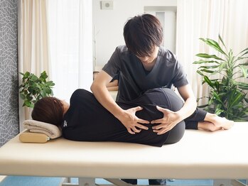 カラダラボ(Karada LAB)の写真/【国家資格保有☆】腰痛を改善！腰の痛みの原因は身体の''歪み''。個人のお悩みに合わせた施術で根本改善！
