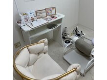 アンド(&)の雰囲気（フットネイルスペース♪サンプルも多数用意有り◎）