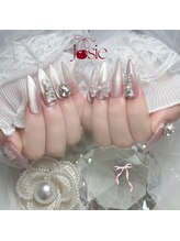 ジョシーネイルスタジオ(Josie Nail Studio)/長さ出し持ち込みデザイン