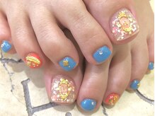 ネイルサロン ティディ(TIDY)/フェザーパーツ×キラキラ