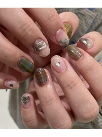 チェックネイル