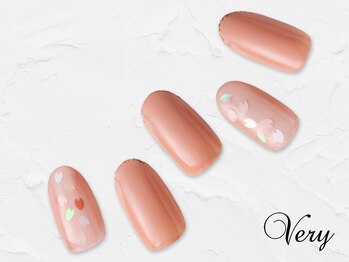 ヴェリー 六本木ヒルズ店(Very)/花びらが可愛い春ネイル