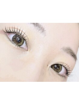 ナチュラル上品な目元にしたい