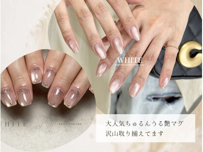 ホワイト(WHITE)の写真