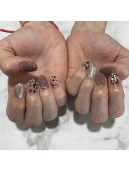 秋のレオパードネイル