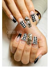 チヒロネイル/千鳥格子柄ネイル