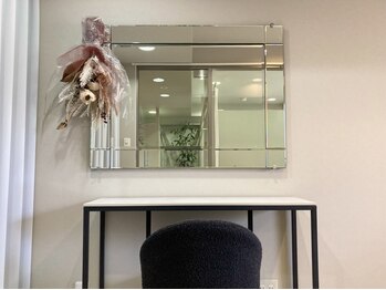 ボン セジュール(Bon sejour)の写真/《美容室併設の高技術×低単価！》お仕事前でもふらっと気軽に立ち寄れるアットホームな大人気サロン♪ 