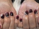 深いカラーのグラデネイル♪
