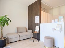 リラックス(Re:lax)の雰囲気（店内ウッディ系の香りでリフレッシュとリラックス効果を）