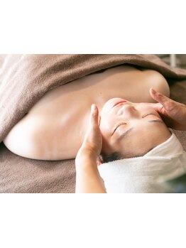 ホウレイ線・たるみ改善！予防ケア