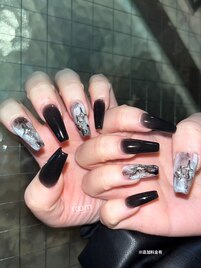 ブラックモノトーン×スカルプ