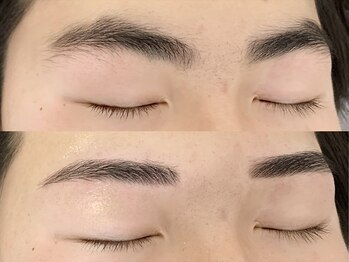 エクレ(EKURE)の写真/凛としたデキる男の身だしなみ★大人気！眉スタイリング★直線眉から平行眉まで綺麗に仕上がる眉毛サロン♪