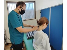 徳整骨院の雰囲気（超音波機器で急性期から慢性的な痛みも即効改善へ♪）