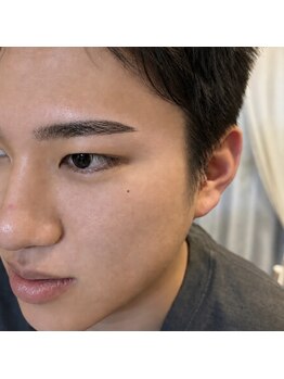 メロウ(mellow)の写真/【大人気メニュー:メンズアイブロウWAX☆】自分史上最高の垢抜け顔へ♪似合わせデザインをご提案◎