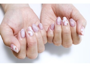 アトリエ ボヌール(atelier bonheur)/お花×マグネットネイル