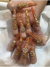 ゴールドパーツキラキラネイル