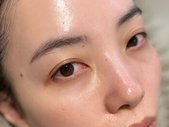 ドローアンドコー(DRAW&CO.)の写真/【アイブロウスタイリング¥5500】洗練された上品眉毛で印象UP♪骨格×目の形に合わせたデザインをご提案◎