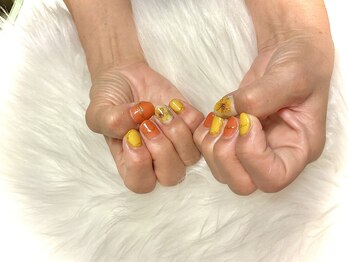 フラワーネイル