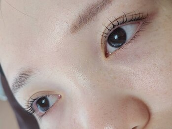 まつげや いちじくの写真/カジュアルなまつげパーマ◎根本をしっかり立ち上げてパッチリ！毛先カールを演出で理想の目元を叶えます♪