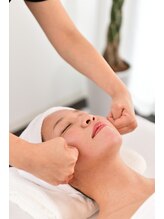 カリスティ(CHARIS.T) 小顔no.1 小顔コルギ